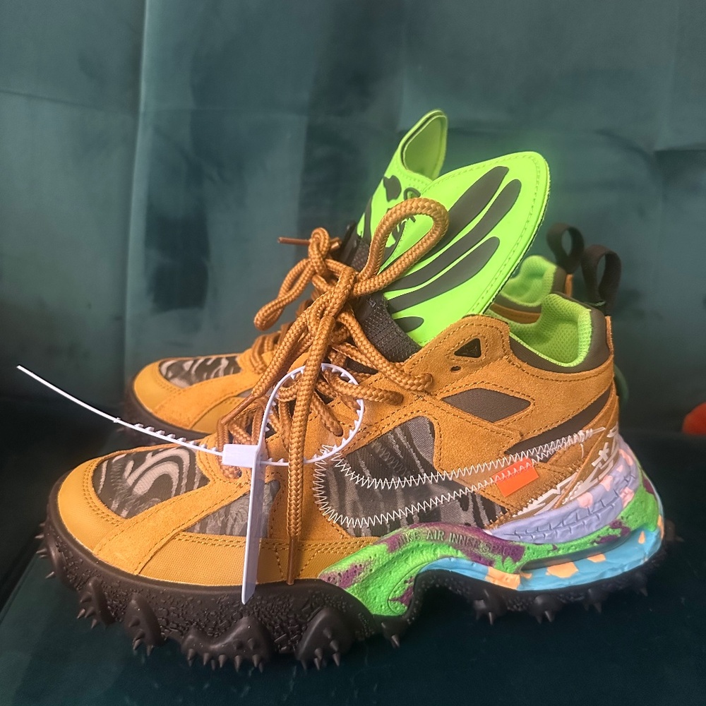Nike Air Terra Forma Off-White Wheat Green Strike